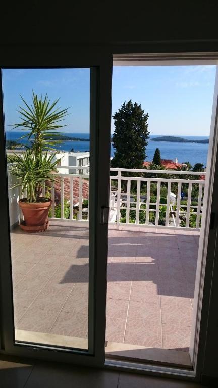 Apartments Mare 2 Hvar Town Buitenkant foto