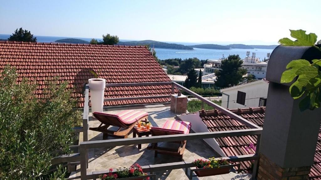 Apartments Mare 2 Hvar Town Buitenkant foto